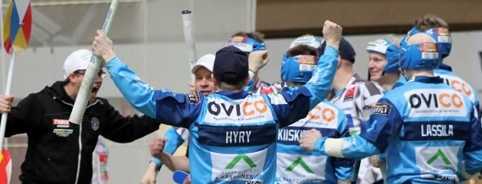 Miesten Superpesiksen ranking 7-8: Tasaista viivan päällä