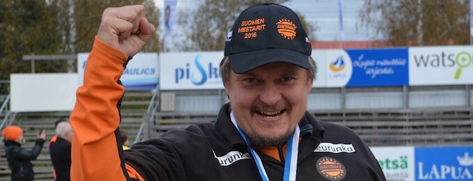 Mestariluotsi kolmelta vuosikymmeneltä – Jussi Viljanen palaa Kirittärien pelinjohtajaksi
