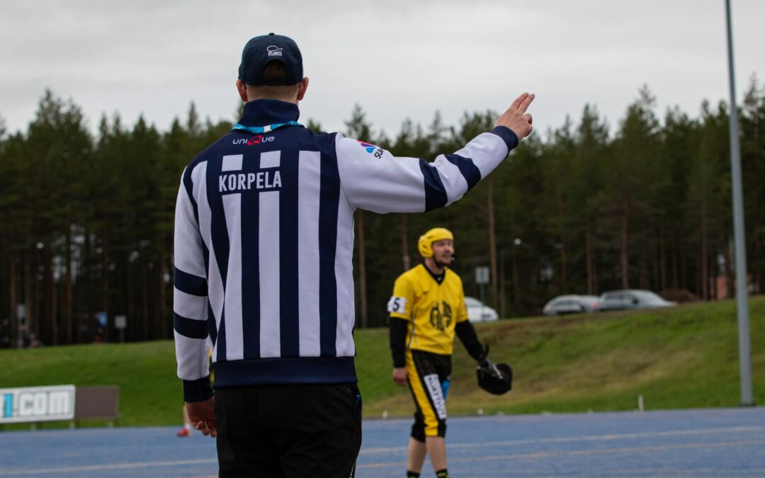 Haastattelussa Naperoleirin tuomarijohtaja Joona Korpela
